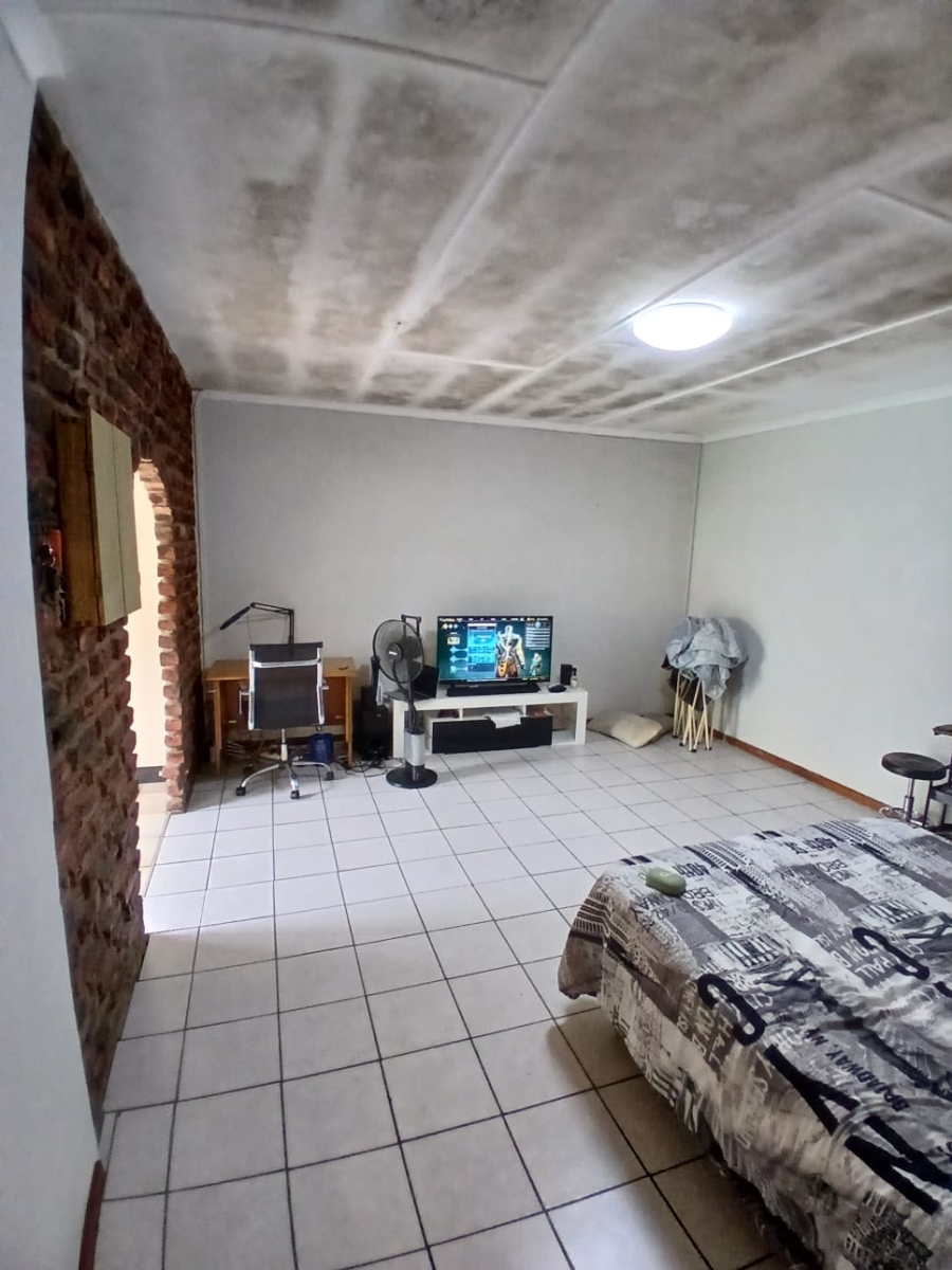 4 Bedroom Property for Sale in Amalinda Eastern Cape